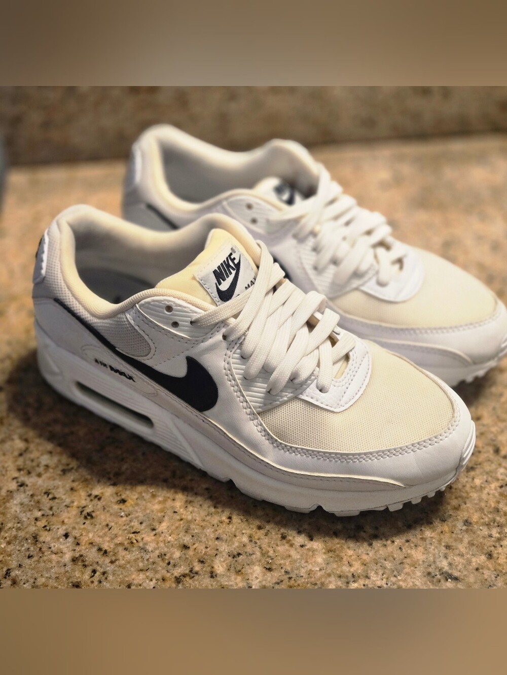 Nike Air Max White  Sneakers with Black Swoosh Womens 9 - Picture 2 of 16
